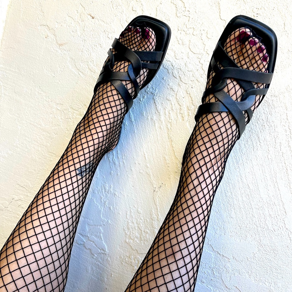 ALOHAS leather sandal